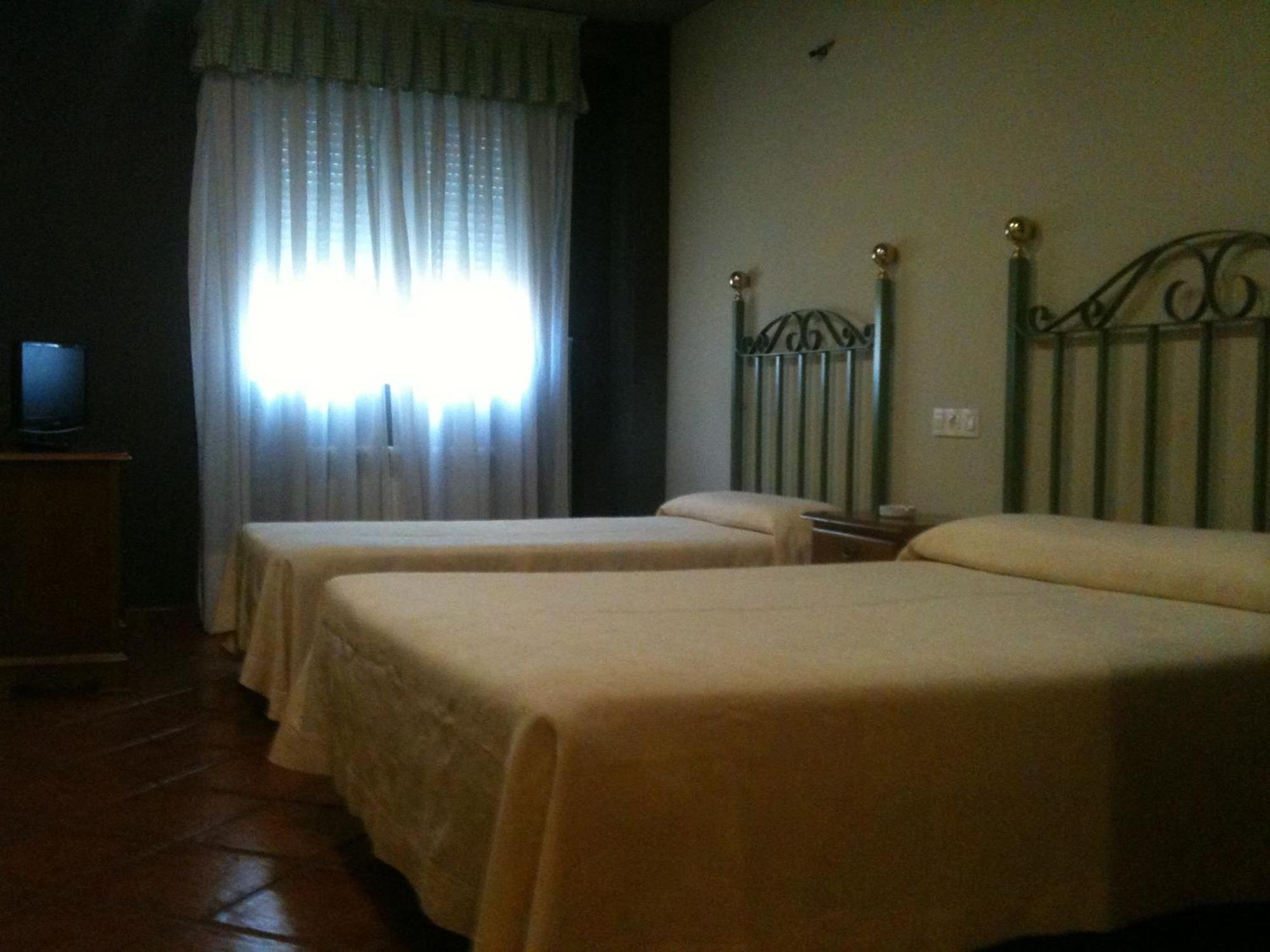 Hotel El Balcon Avilés Eksteriør billede